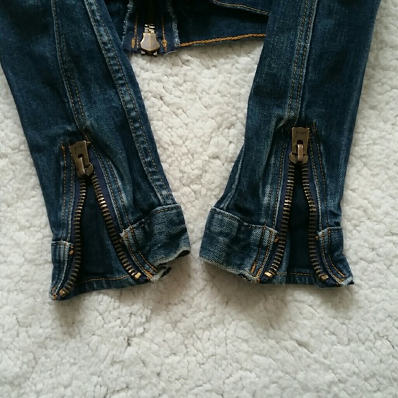 Levi Jean Jacket Size Small (JR) - Picture 5 of 8